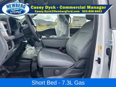 2027 Ford Super Duty F-350 SRW XL 4WD Crew Cab 6.75' Box