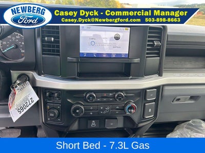 2027 Ford Super Duty F-350 SRW XL 4WD Crew Cab 6.75' Box