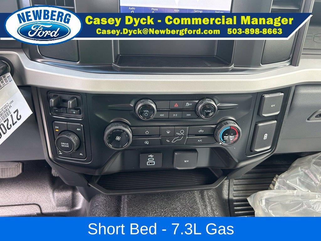 2027 Ford Super Duty F-350 SRW XL 4WD Crew Cab 6.75' Box