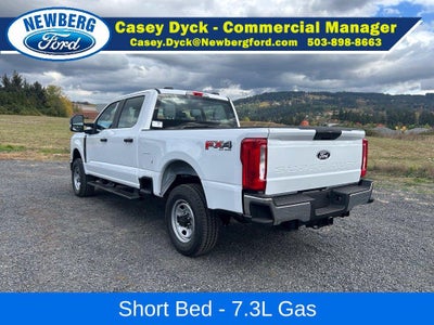 2027 Ford Super Duty F-350 SRW XL 4WD Crew Cab 6.75' Box