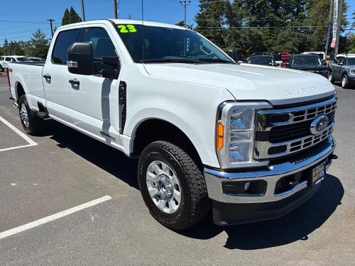 2023 Ford Super Duty F-350 SRW XLT 4WD Crew Cab 6.75' Box
