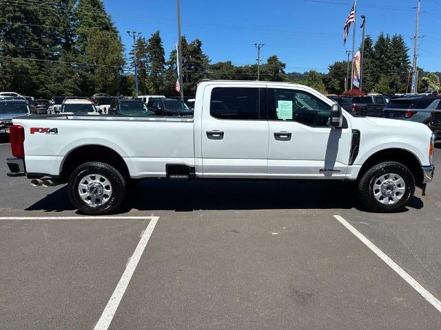 2023 Ford Super Duty F-350 SRW XLT 4WD Crew Cab 6.75' Box