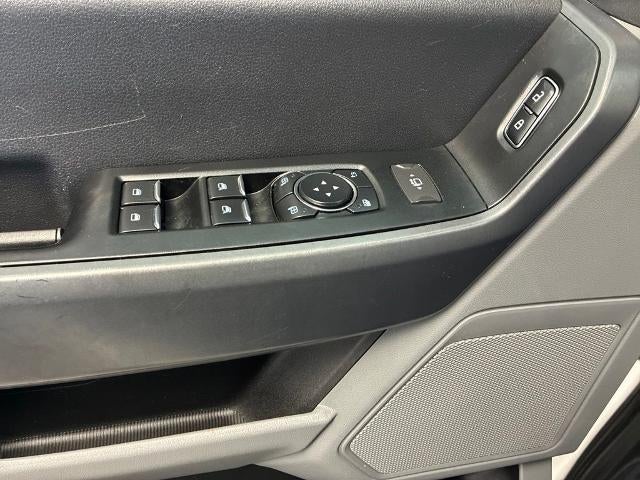2023 Ford Super Duty F-350 SRW XLT 4WD Crew Cab 6.75' Box