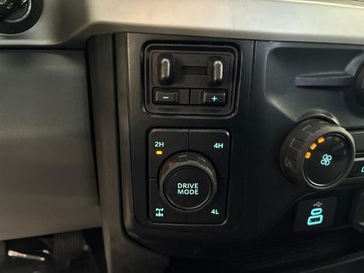 2023 Ford Super Duty F-350 SRW XLT 4WD Crew Cab 6.75' Box