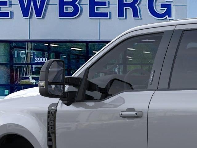 2026 Ford Super Duty F-350 SRW XLT 4WD Crew Cab 8' Box