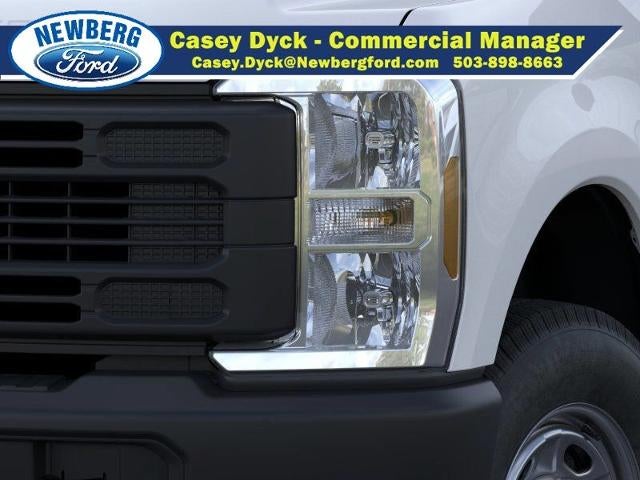 2026 Ford Super Duty F-350 SRW XL 4WD Crew Cab 8' Box