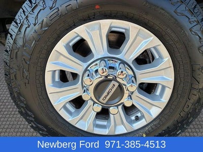2022 Ford Super Duty F-350 SRW XLT 4WD Crew Cab 6.75' Box