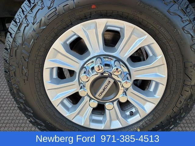 2022 Ford Super Duty F-350 SRW XLT 4WD Crew Cab 6.75' Box