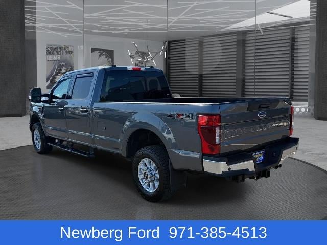 2022 Ford Super Duty F-350 SRW XLT 4WD Crew Cab 6.75' Box