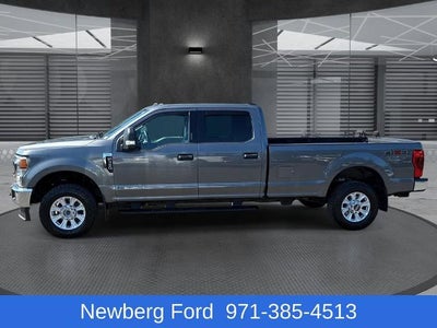 2022 Ford Super Duty F-350 SRW XLT 4WD Crew Cab 6.75' Box