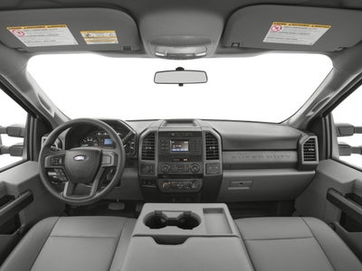 2017 Ford Super Duty F-350 SRW XL 4WD Crew Cab 6.75' Box