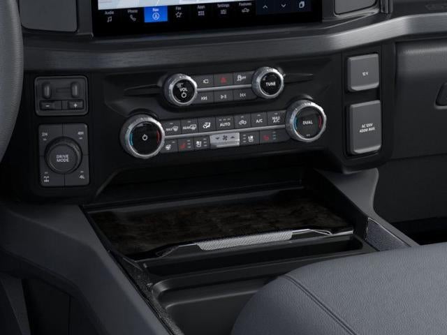 2025 Ford Super Duty F-350 SRW LARIAT 4WD Crew Cab 8' Box