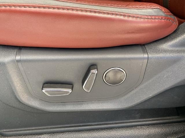 2022 Ford Super Duty F-350 SRW Platinum 4WD Crew Cab 6.75' Box