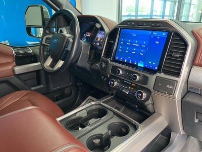 2022 Ford Super Duty F-350 SRW Platinum 4WD Crew Cab 6.75' Box