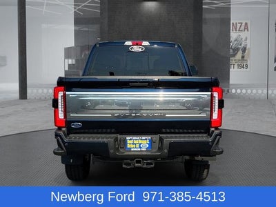 2023 Ford Super Duty F-350 SRW Platinum 4WD Crew Cab 6.75' Box