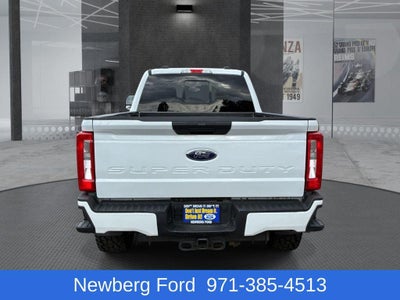 2025 Ford Super Duty F-350 SRW XL 4WD Crew Cab 6.75' Box