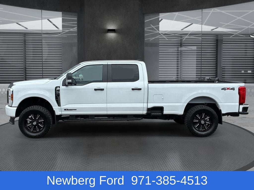 2025 Ford Super Duty F-350 SRW XL 4WD Crew Cab 6.75' Box