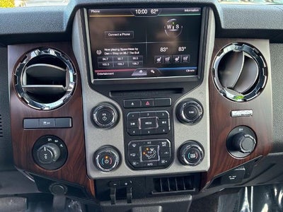 2013 Ford Super Duty F-350 SRW 4WD Crew Cab 6-3/4 Ft Box Lariat
