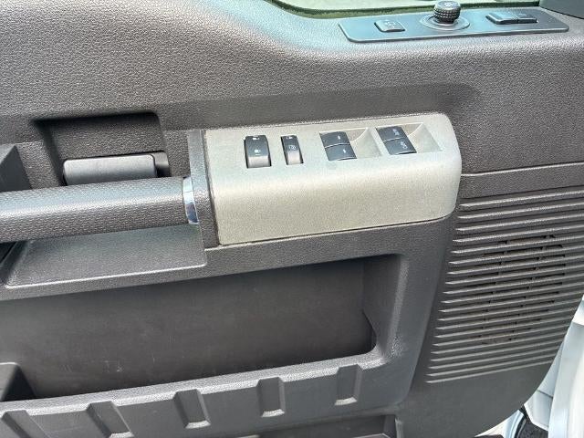 2013 Ford Super Duty F-350 SRW 4WD Crew Cab 6-3/4 Ft Box Lariat