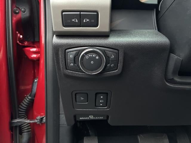 2021 Ford Super Duty F-350 SRW LARIAT 4WD Crew Cab 6.75' Box