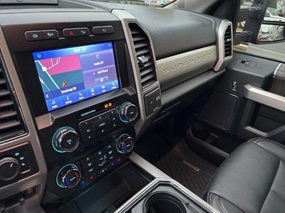2021 Ford Super Duty F-350 SRW LARIAT 4WD Crew Cab 6.75' Box