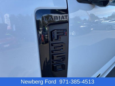 2022 Ford Super Duty F-350 SRW LARIAT 4WD Crew Cab 6.75' Box