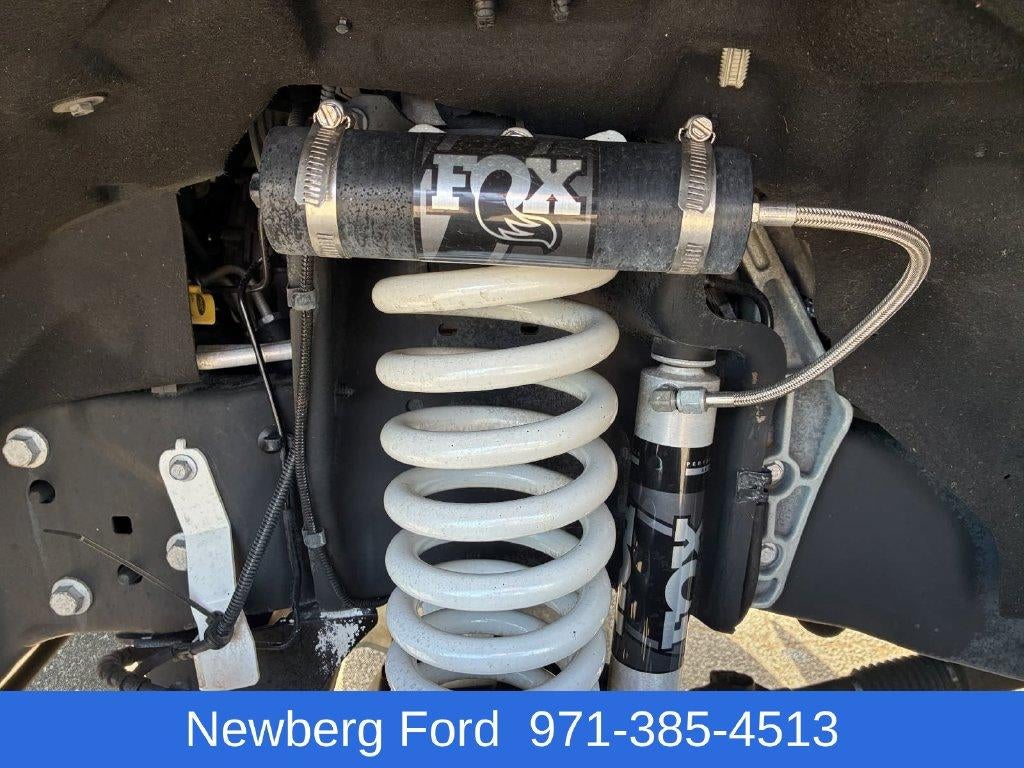 2022 Ford Super Duty F-350 SRW LARIAT 4WD Crew Cab 6.75' Box