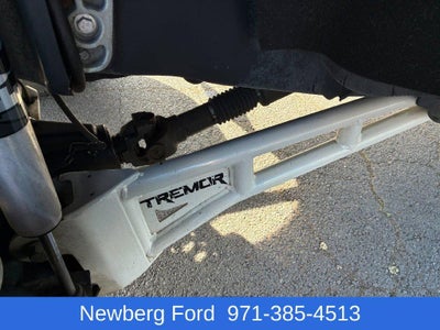 2022 Ford Super Duty F-350 SRW LARIAT 4WD Crew Cab 6.75' Box