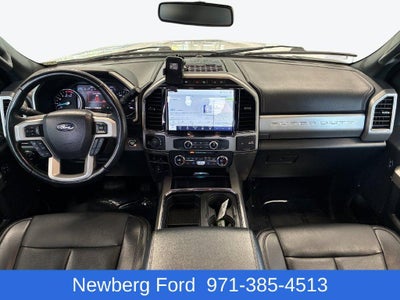 2022 Ford Super Duty F-350 SRW LARIAT 4WD Crew Cab 6.75' Box