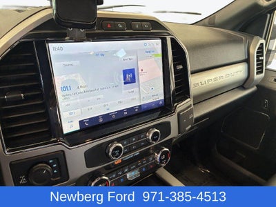 2022 Ford Super Duty F-350 SRW LARIAT 4WD Crew Cab 6.75' Box