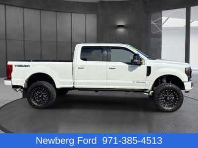 2022 Ford Super Duty F-350 SRW LARIAT 4WD Crew Cab 6.75' Box