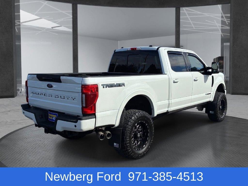 2022 Ford Super Duty F-350 SRW LARIAT 4WD Crew Cab 6.75' Box