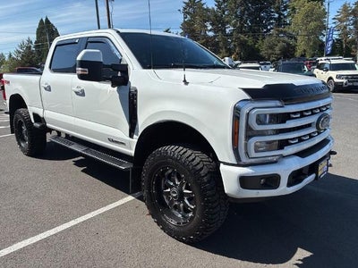 2023 Ford Super Duty F-350 SRW XL 4WD Crew Cab 6.75' Box