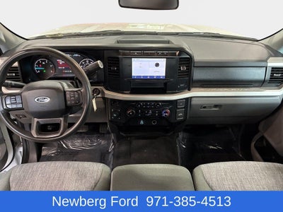2023 Ford Super Duty F-350 SRW XLT 4WD Crew Cab 6.75' Box