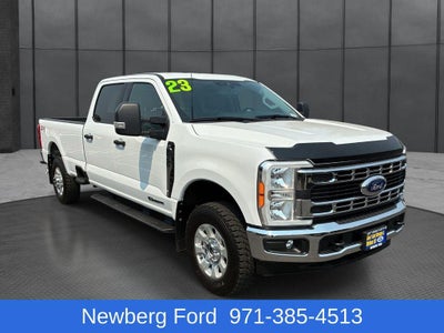 2023 Ford Super Duty F-350 SRW XLT 4WD Crew Cab 6.75' Box