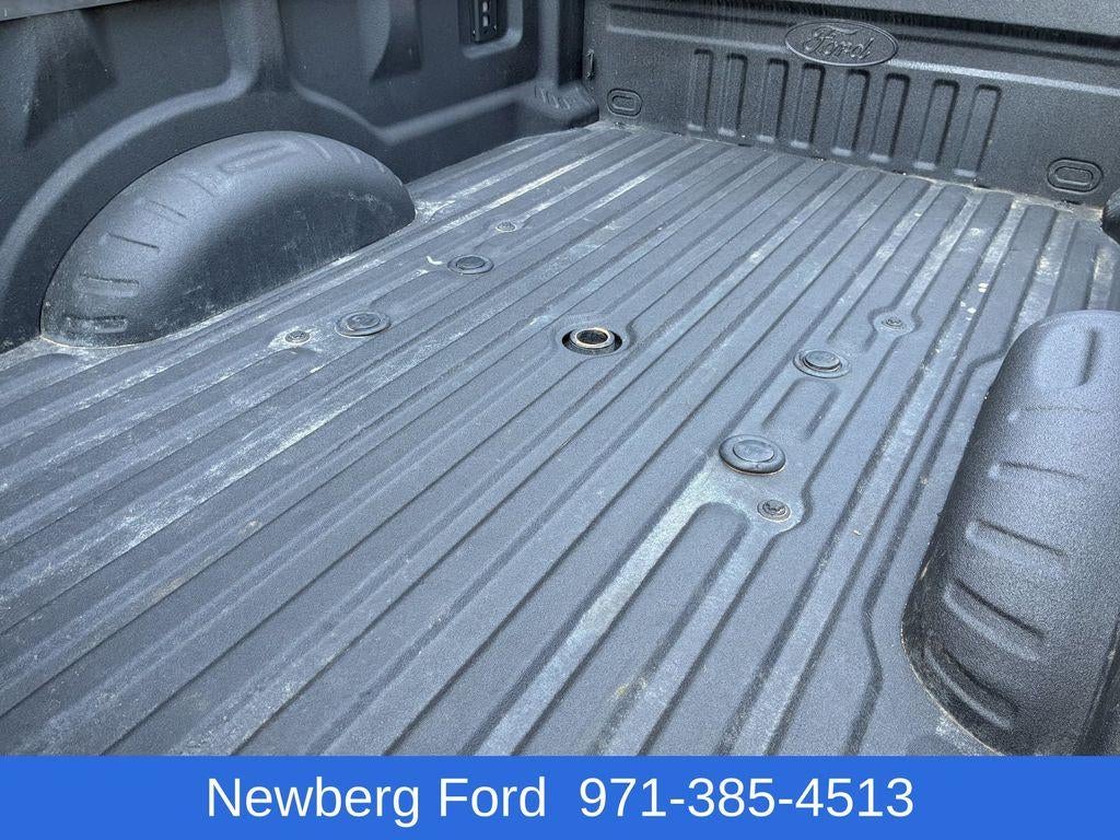 2025 Ford Super Duty F-350 DRW LARIAT 4WD Crew Cab 8' Box