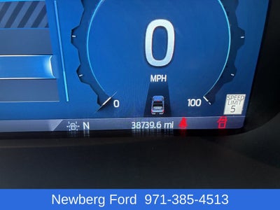 2025 Ford Super Duty F-350 DRW LARIAT 4WD Crew Cab 8' Box
