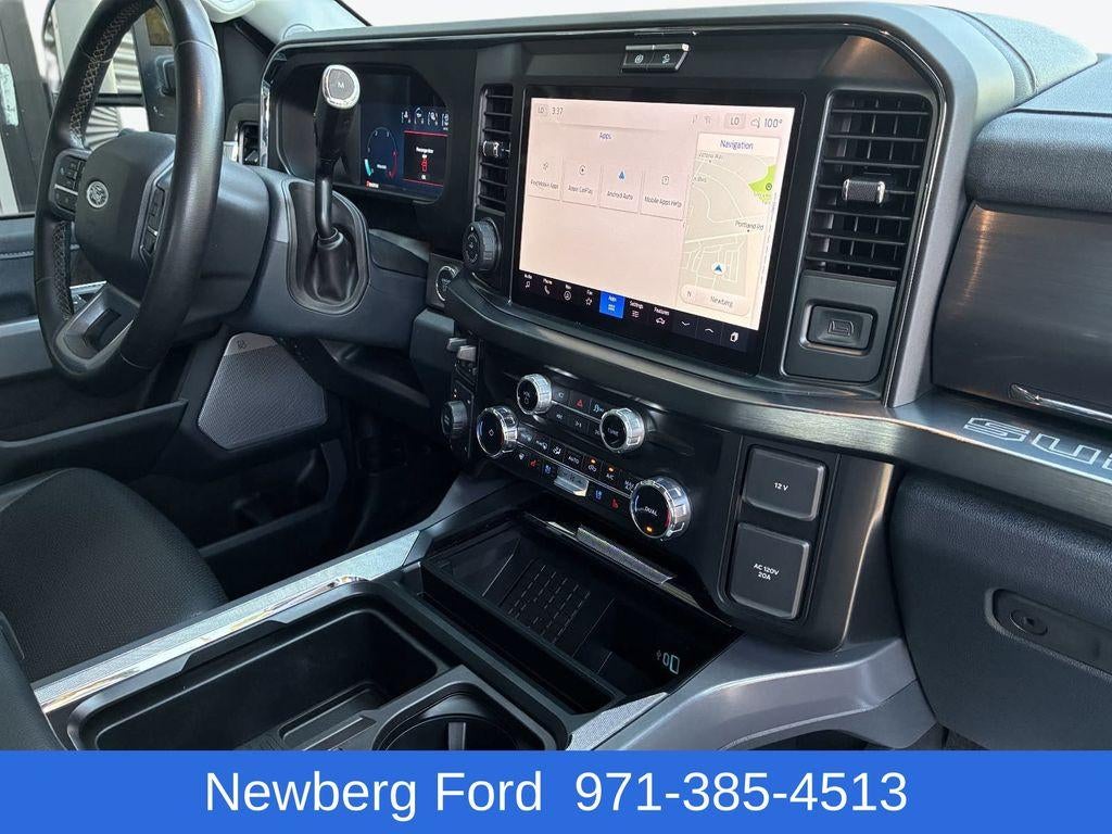 2025 Ford Super Duty F-350 DRW LARIAT 4WD Crew Cab 8' Box
