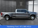 2025 Ford Super Duty F-350 DRW LARIAT 4WD Crew Cab 8' Box