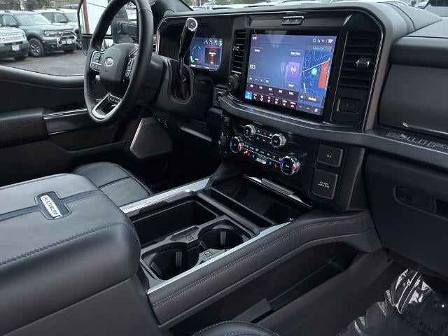 2025 Ford Super Duty F-350 DRW Platinum 4WD Crew Cab 8' Box