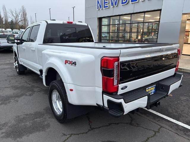 2025 Ford Super Duty F-350 DRW Platinum 4WD Crew Cab 8' Box