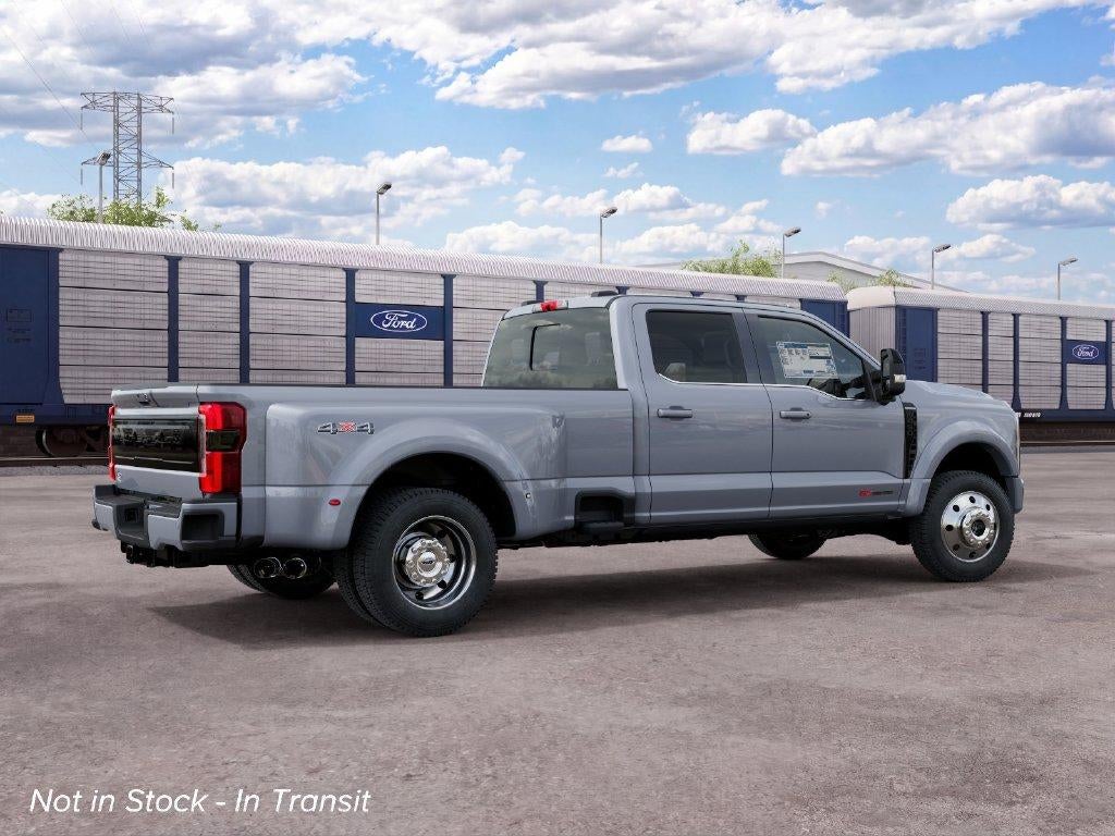 2027 Ford Super Duty F-450 DRW Platinum 4WD Crew Cab 8' Box