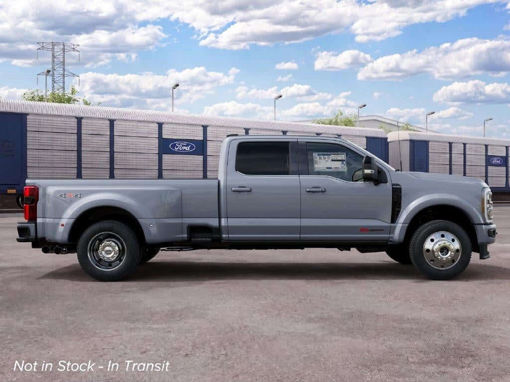2027 Ford Super Duty F-450 DRW Platinum 4WD Crew Cab 8' Box