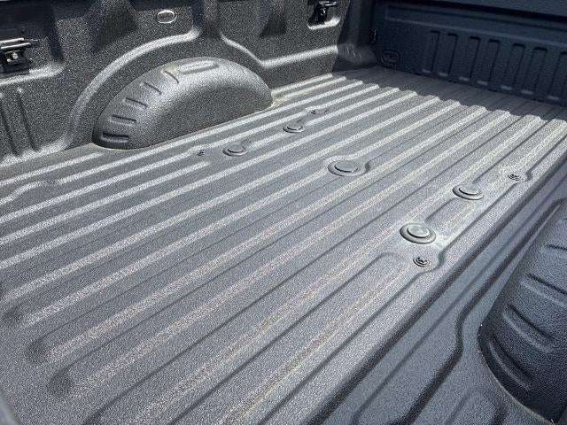 2023 Ford Super Duty F-450 DRW XL 4WD Crew Cab 8' Box