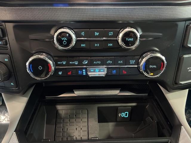 2023 Ford Super Duty F-450 DRW XL 4WD Crew Cab 8' Box