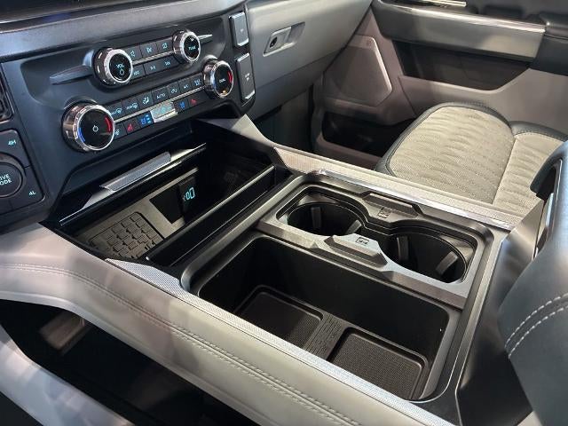 2023 Ford Super Duty F-450 DRW XL 4WD Crew Cab 8' Box