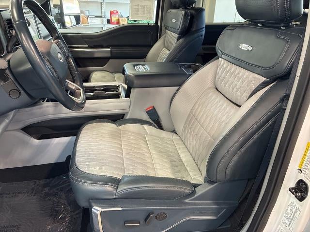 2023 Ford Super Duty F-450 DRW XL 4WD Crew Cab 8' Box