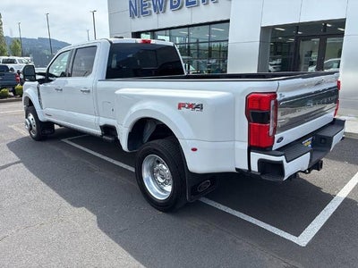 2023 Ford Super Duty F-450 DRW XL 4WD Crew Cab 8' Box