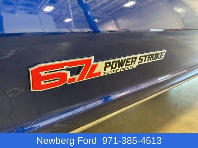 2026 Ford Super Duty F-450 DRW King Ranch 4WD Crew Cab 8' Box