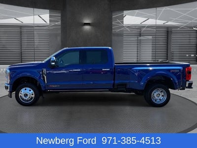 2026 Ford Super Duty F-450 DRW King Ranch 4WD Crew Cab 8' Box